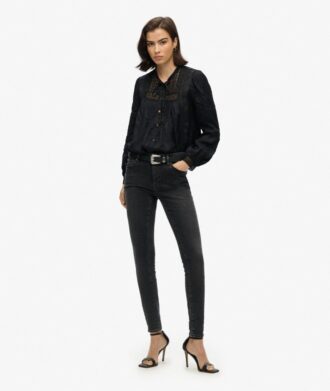 Woven Lace Long-Sleeved Blouse